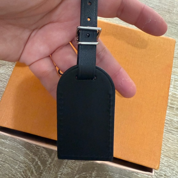 Authentic Louis Vuitton Luggage Tag - Picture 3 of 7